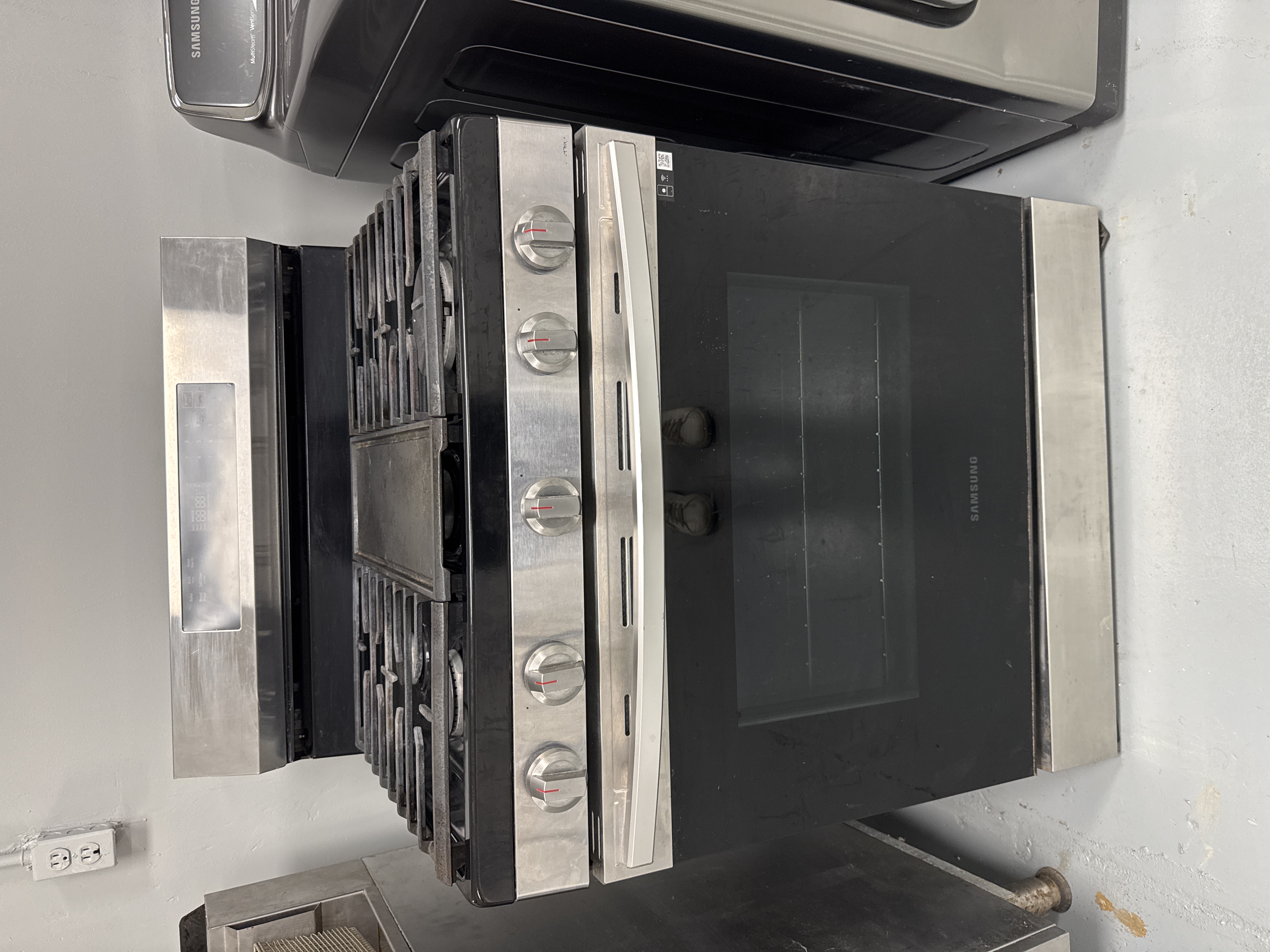 Samsung Gas Range/Stove
