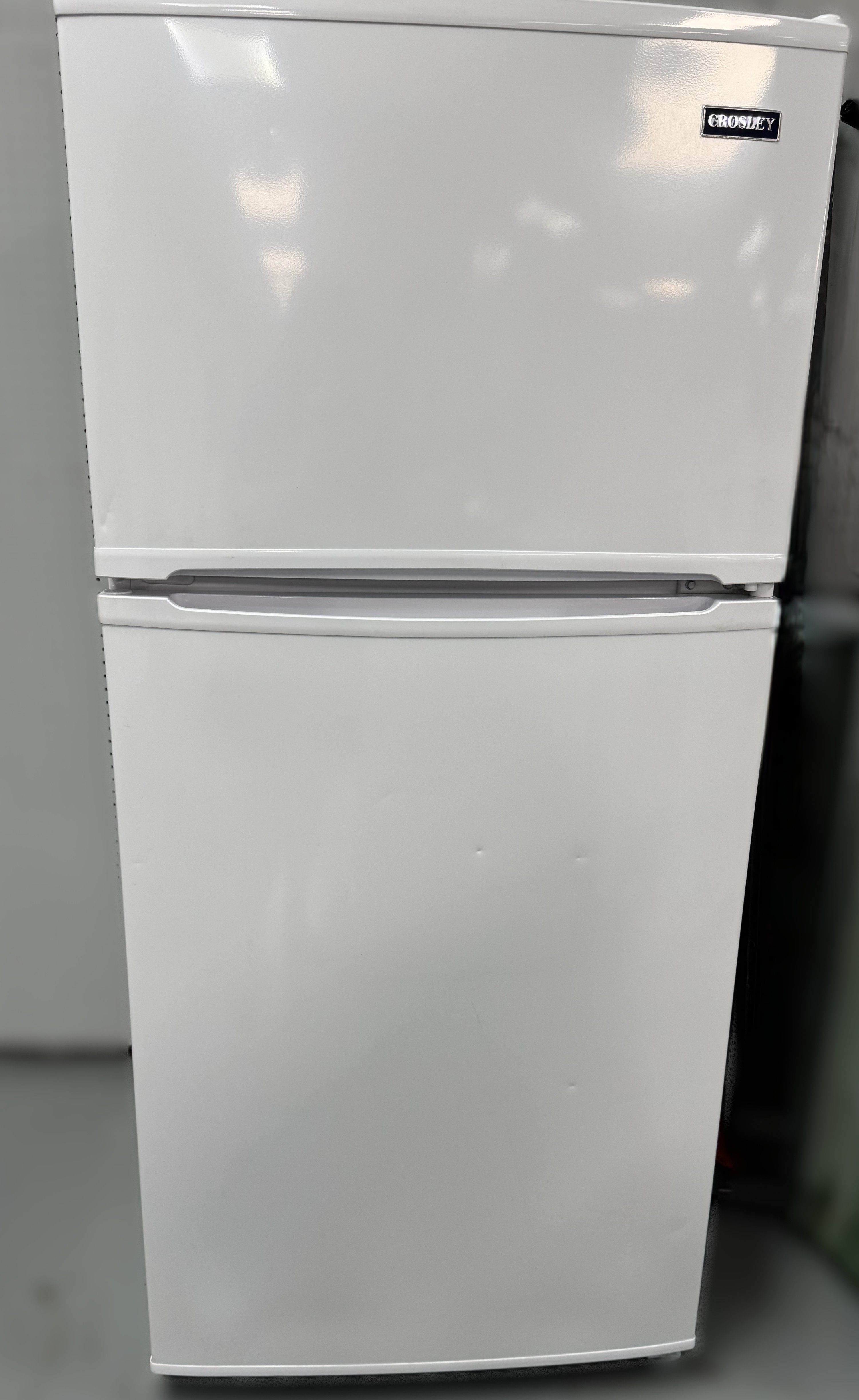 CROSLEY 18 CUFT TOP FREEZER