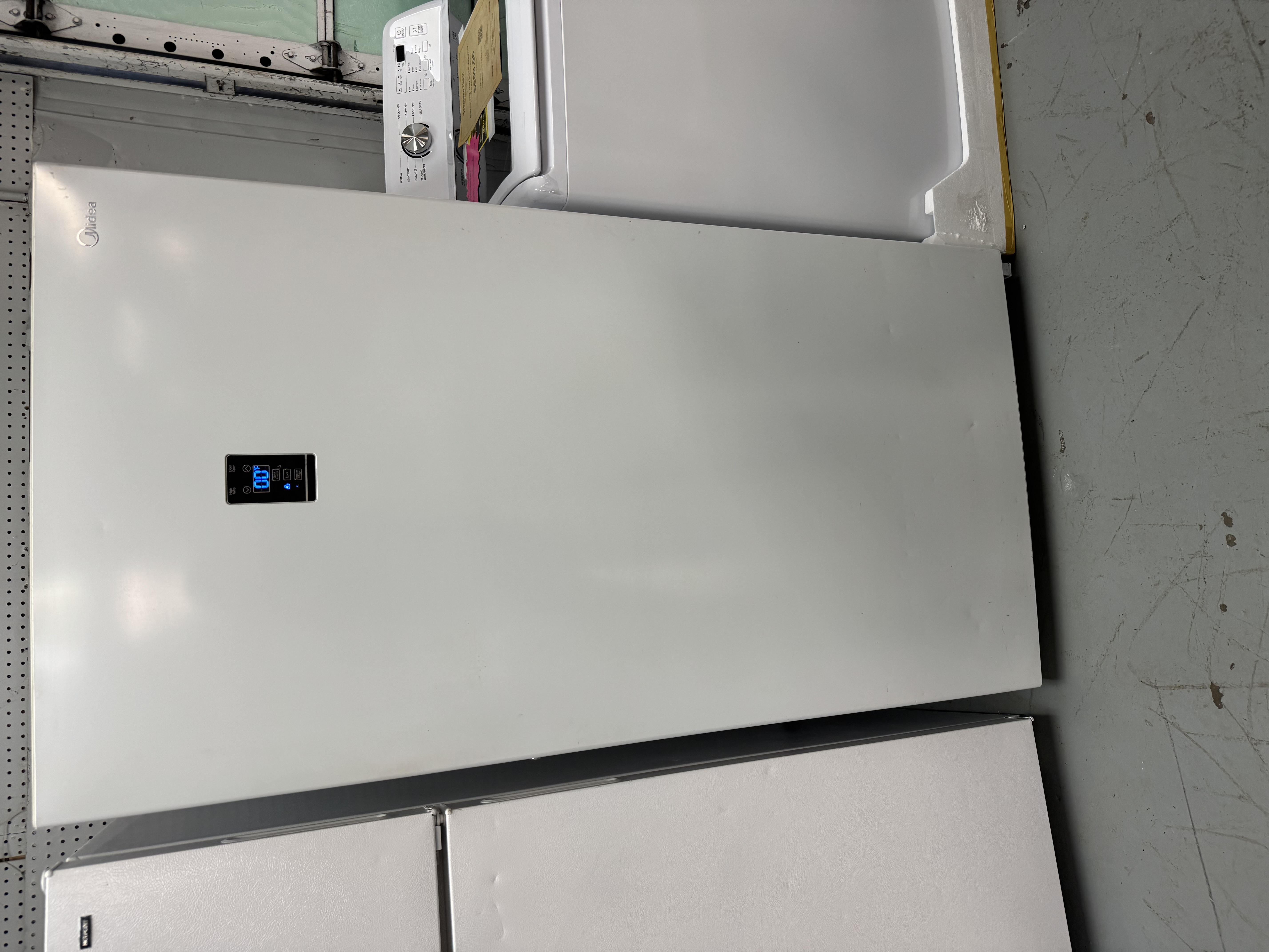 Midea Upright Freezer