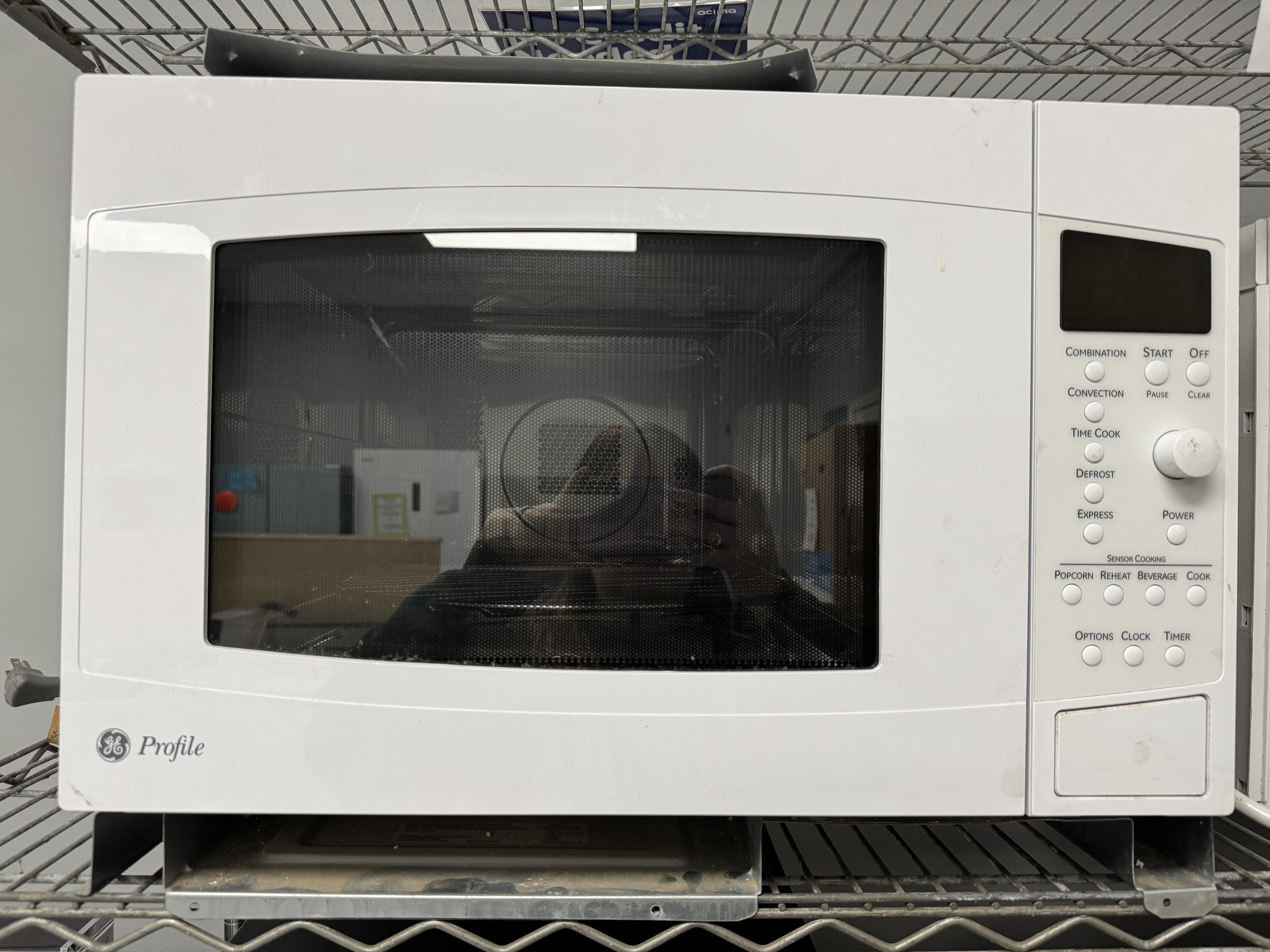 BUILT IN MICROWAVE OVEN